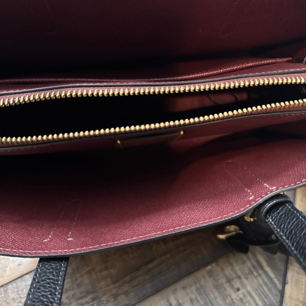 Coach Black and Burgundy Leather Tote - Coach PB Carter Cary 28 - Picture 6 of 7